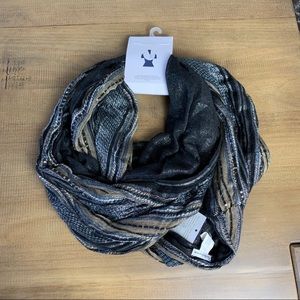 NWT Croft & Barrow infinity scarf